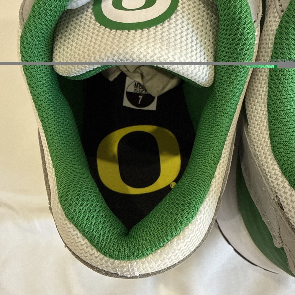 New Nike Air Max Verse Oregon Ducks New With Box Sz Men's 7/Women's 8.5 - Picture 13 of 17